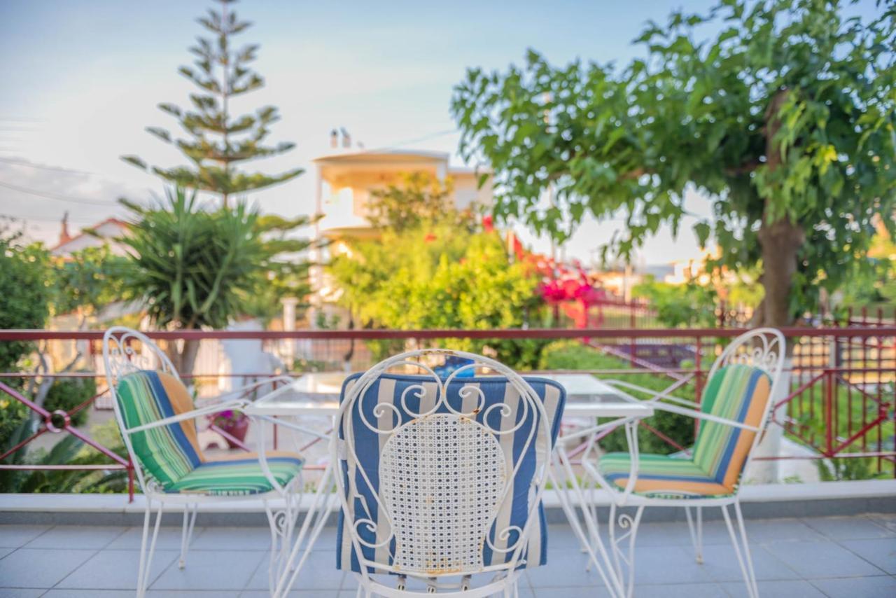 Θησέως Georgias.private paradise Lechaio Exterior foto